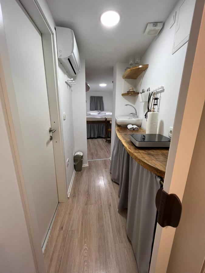 Sml Apartments 1 イゾラ エクステリア 写真
