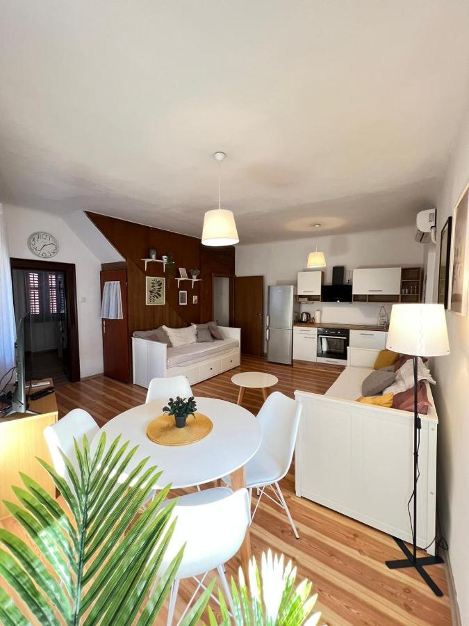 Sml Apartments 1 イゾラ エクステリア 写真