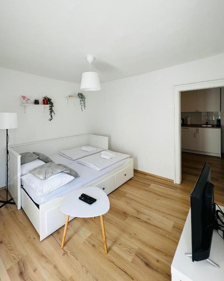 Sml Apartments 1 イゾラ エクステリア 写真