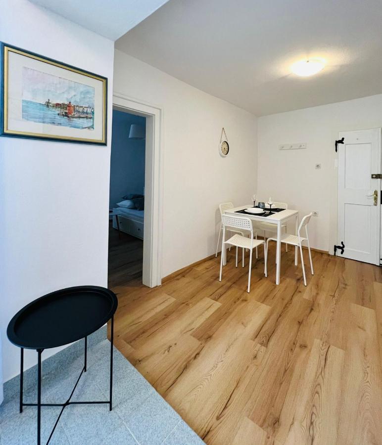 Sml Apartments 1 イゾラ エクステリア 写真
