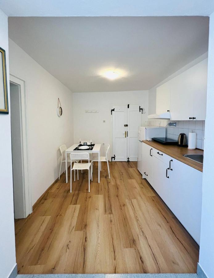Sml Apartments 1 イゾラ エクステリア 写真